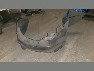 bontott TOYOTA CARINA Jobb első Első Dobbetét (Kerékjárati, Műanyag)