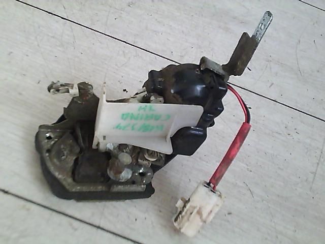 bontott TOYOTA CARINA Jobb hátsó Ajtózár