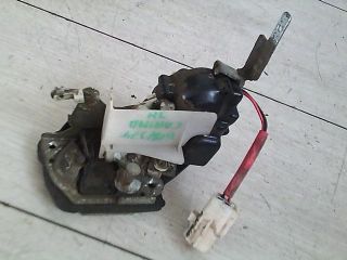 bontott TOYOTA CARINA Jobb hátsó Ajtózár