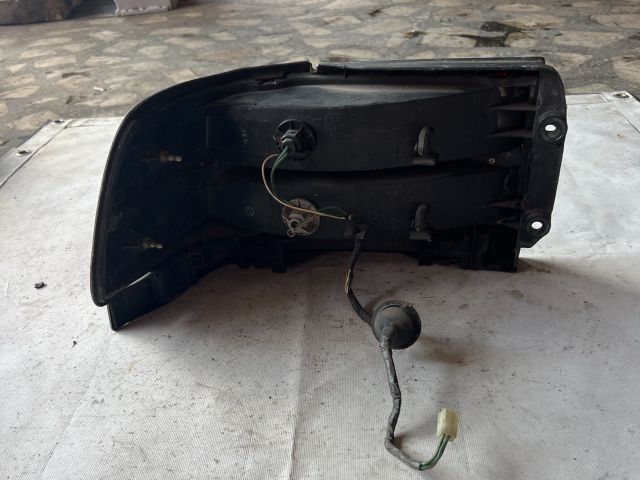 bontott TOYOTA CARINA Jobb Hátsó Lámpa