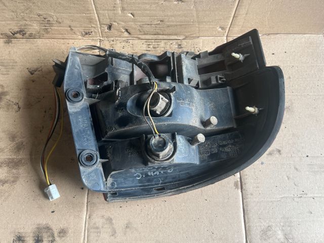 bontott TOYOTA CARINA Jobb Hátsó Lámpa