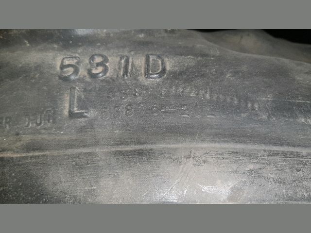 bontott TOYOTA CELICA Bal első Első Dobbetét (Kerékjárati, Műanyag)