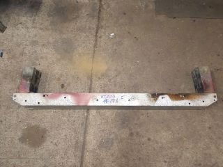 bontott TOYOTA CELICA Első Lökhárító Merevítő (Fém)