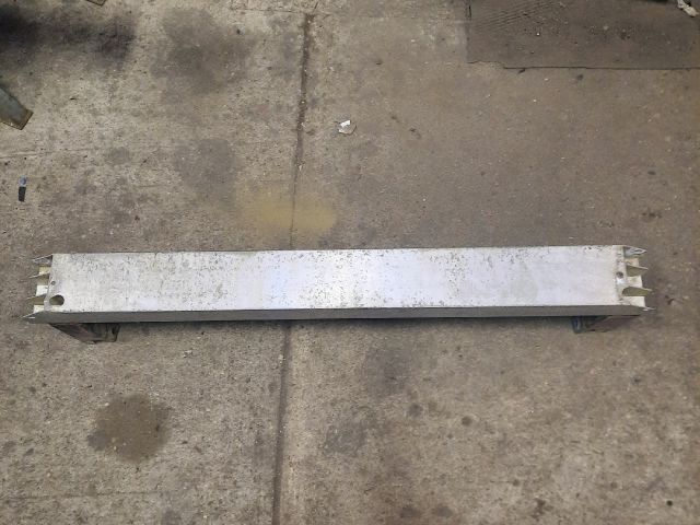 bontott TOYOTA CELICA Első Lökhárító Merevítő (Fém)