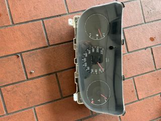 bontott TOYOTA COROLLA Kilométeróra