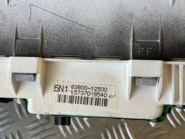 bontott TOYOTA COROLLA Kilométeróra