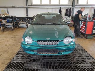 bontott TOYOTA COROLLA Önindító