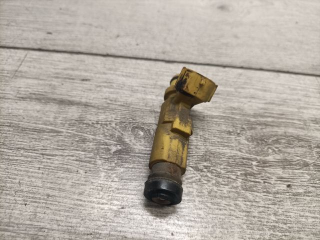 bontott TOYOTA COROLLA Porlasztó (1 db)