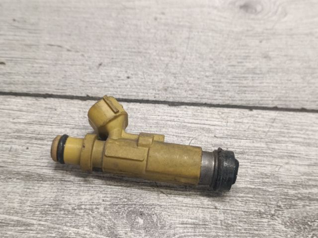 bontott TOYOTA COROLLA Porlasztó (1 db)