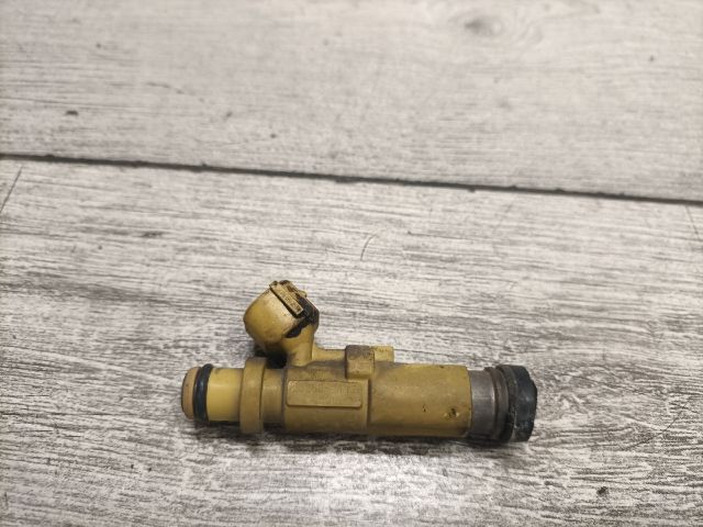 bontott TOYOTA COROLLA Porlasztó (1 db)