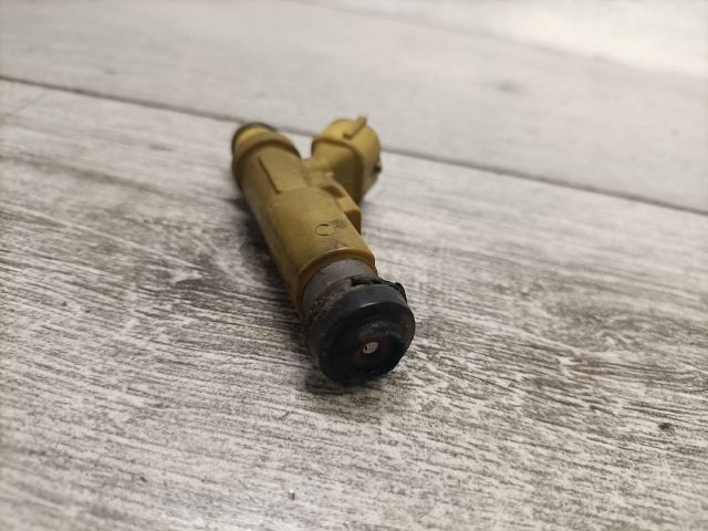 bontott TOYOTA COROLLA Porlasztó (1 db)