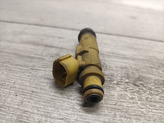 bontott TOYOTA COROLLA Porlasztó (1 db)