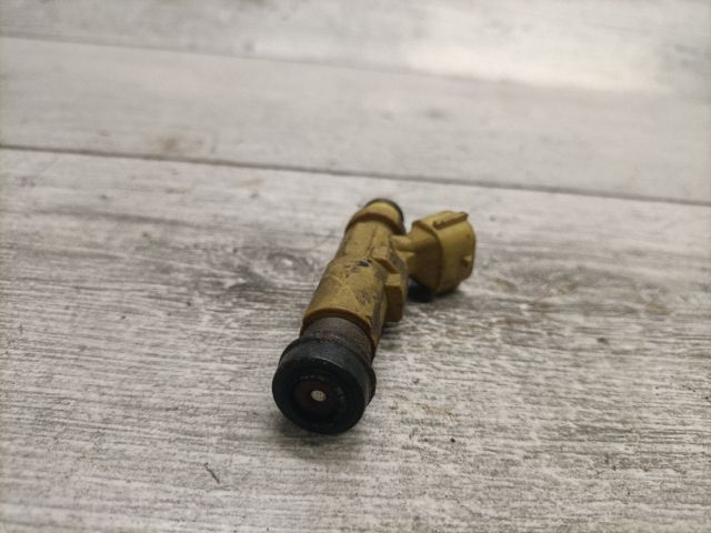 bontott TOYOTA COROLLA Porlasztó (1 db)