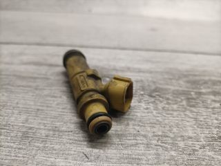 bontott TOYOTA COROLLA Porlasztó (1 db)