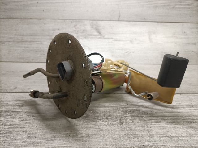 bontott TOYOTA COROLLA Üzemanyag Szivattyú