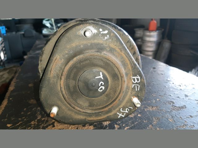 bontott TOYOTA COROLLA Bal első Gólyaláb (Lengécsillapító, Rugó)