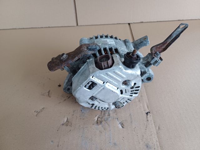 bontott TOYOTA COROLLA Generátor