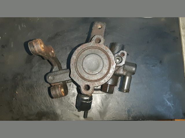 bontott TOYOTA COROLLA Kormányszervó Motor (Hidraulikus)