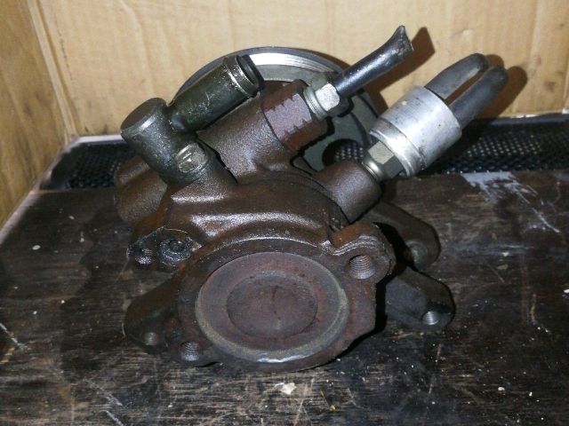 bontott TOYOTA COROLLA Kormányszervó Motor (Hidraulikus)