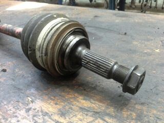 bontott TOYOTA COROLLA Bal Féltengely