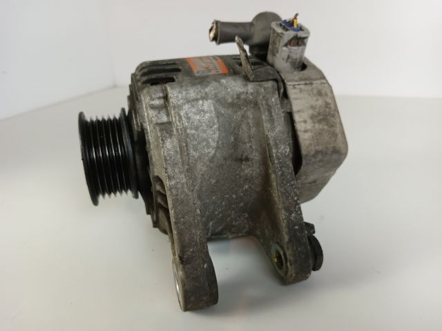 bontott TOYOTA COROLLA Generátor