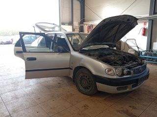 bontott TOYOTA COROLLA Generátor