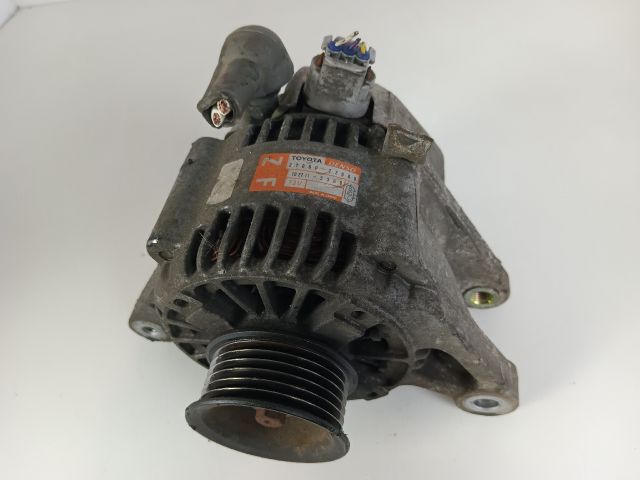 bontott TOYOTA COROLLA Generátor