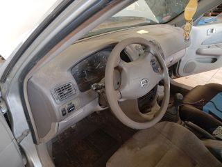 bontott TOYOTA COROLLA Leömlő (Soros)