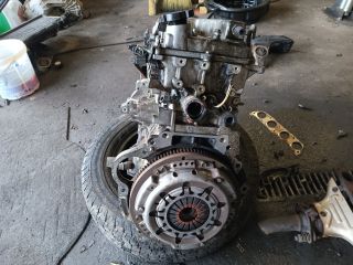 bontott TOYOTA COROLLA Motor (Fűzött blokk hengerfejjel)