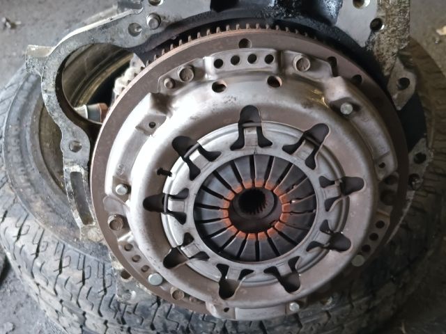 bontott TOYOTA COROLLA Motor (Fűzött blokk hengerfejjel)