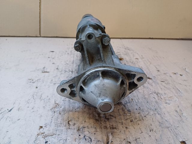 bontott TOYOTA COROLLA Önindító