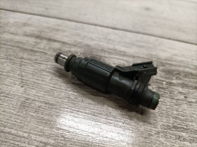 bontott TOYOTA COROLLA Porlasztó (1 db)