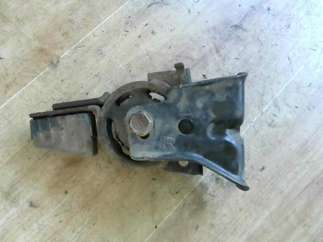 bontott TOYOTA COROLLA Váltó Tartó Bak (Pozíciófüggetlen)