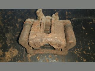 bontott TOYOTA COROLLA Bal hátsó Féknyereg Munkahengerrel