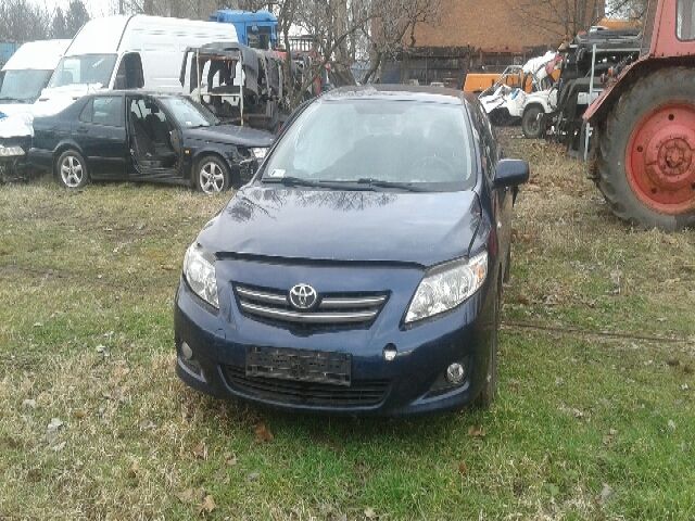 bontott TOYOTA COROLLA Tankbetöltő Cső (Fém)