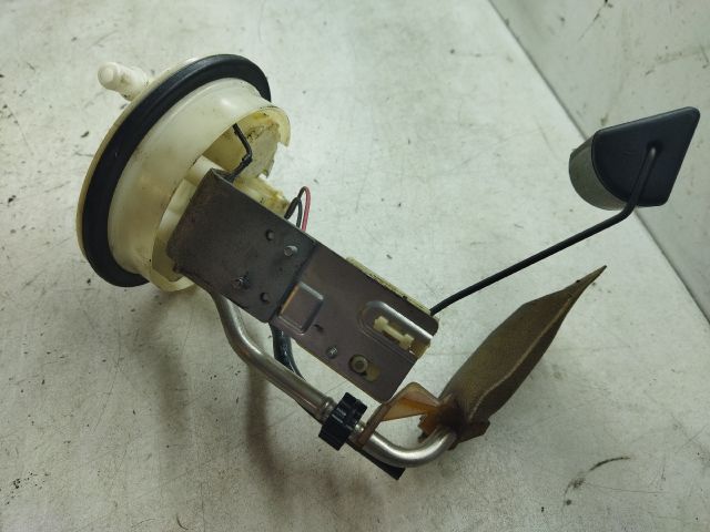 bontott TOYOTA COROLLA Üzemanyag Szivattyú