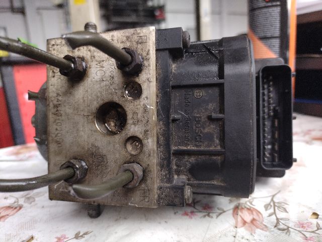 bontott TOYOTA COROLLA ABS Kocka