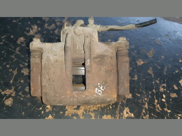 bontott TOYOTA COROLLA Bal első Féknyereg Munkahengerrel