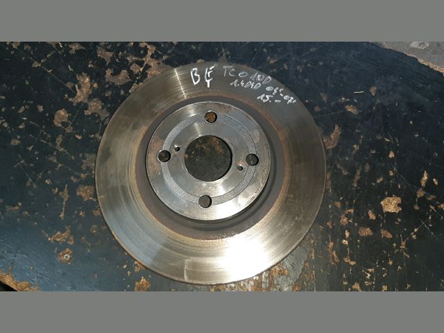 bontott TOYOTA COROLLA Első Féktárcsa