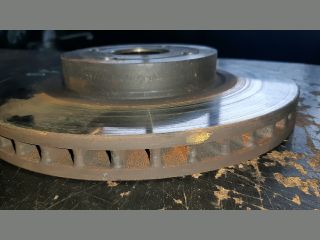 bontott TOYOTA COROLLA Első Féktárcsa