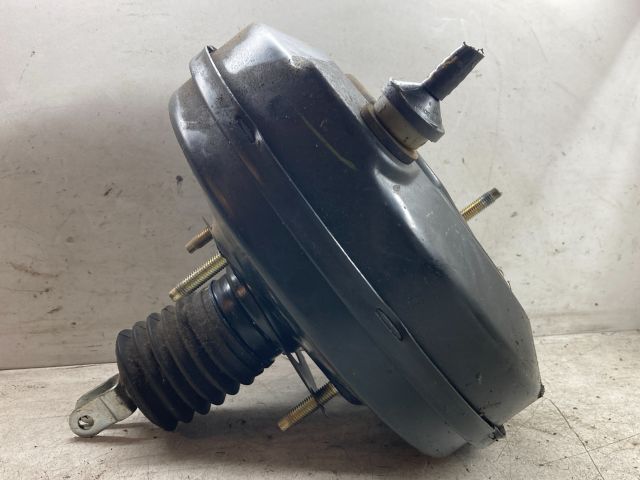 bontott TOYOTA COROLLA Fékrásegítő