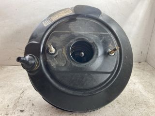 bontott TOYOTA COROLLA Fékrásegítő