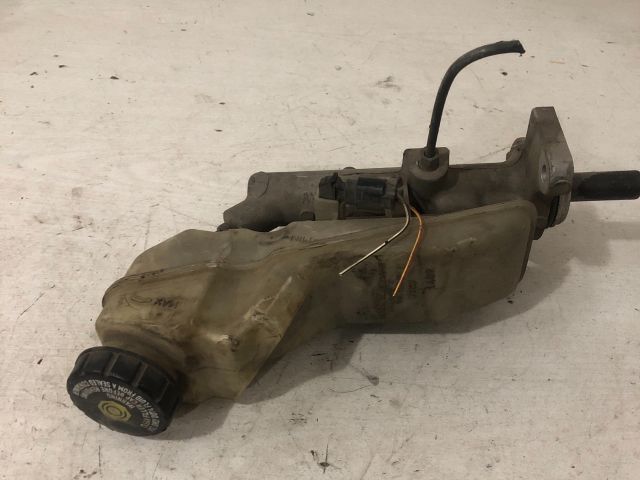 bontott TOYOTA COROLLA Főfékhenger