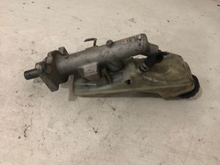 bontott TOYOTA COROLLA Főfékhenger