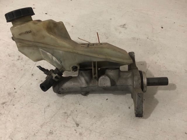 bontott TOYOTA COROLLA Főfékhenger