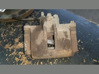 bontott TOYOTA COROLLA Jobb első Féknyereg Munkahengerrel