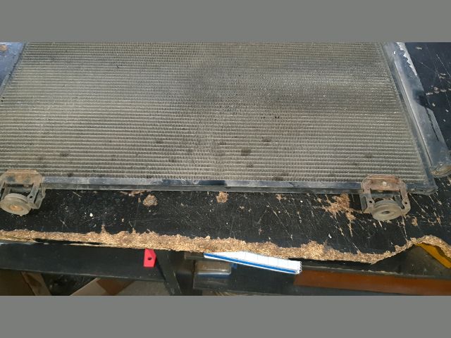 bontott TOYOTA COROLLA Klímahűtő Radiátor