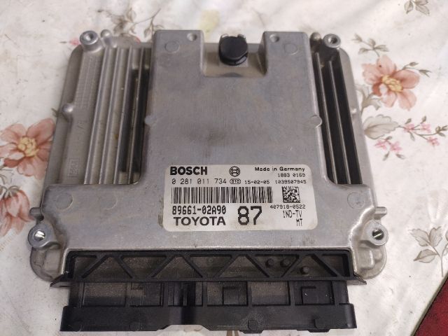 bontott TOYOTA COROLLA Motorvezérlő