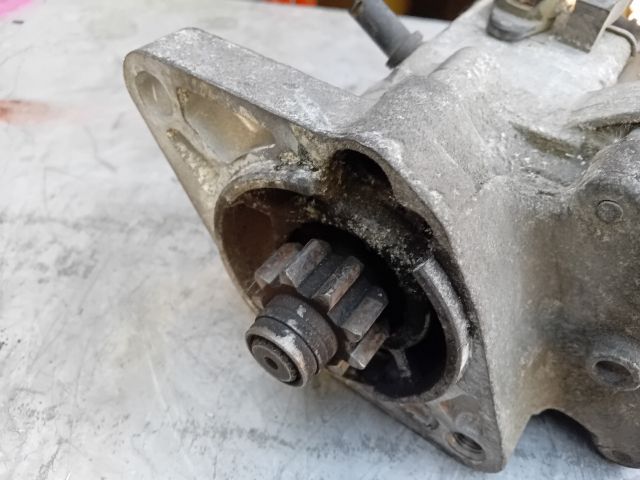 bontott TOYOTA COROLLA Önindító