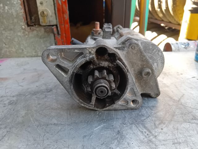 bontott TOYOTA COROLLA Önindító